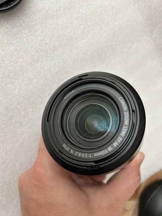 Canon EF-M 18-150mm f/3.5-6.3 IS STM