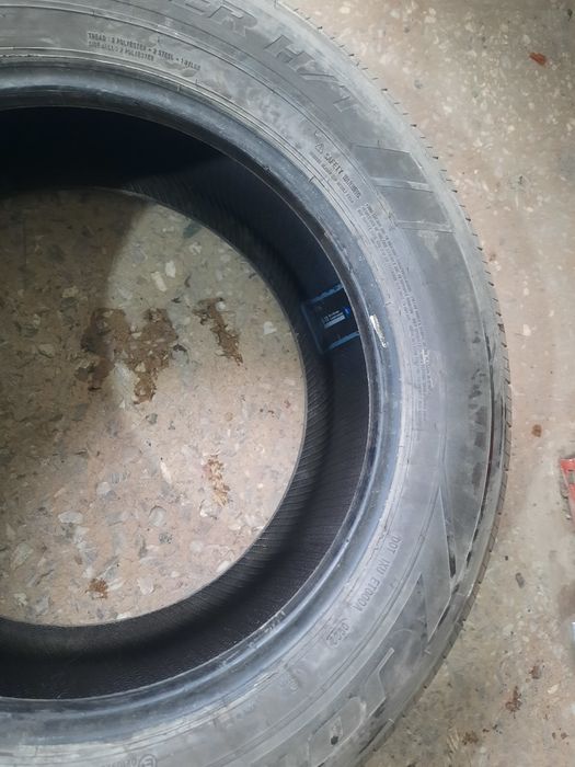 Продам резину 235/65/17