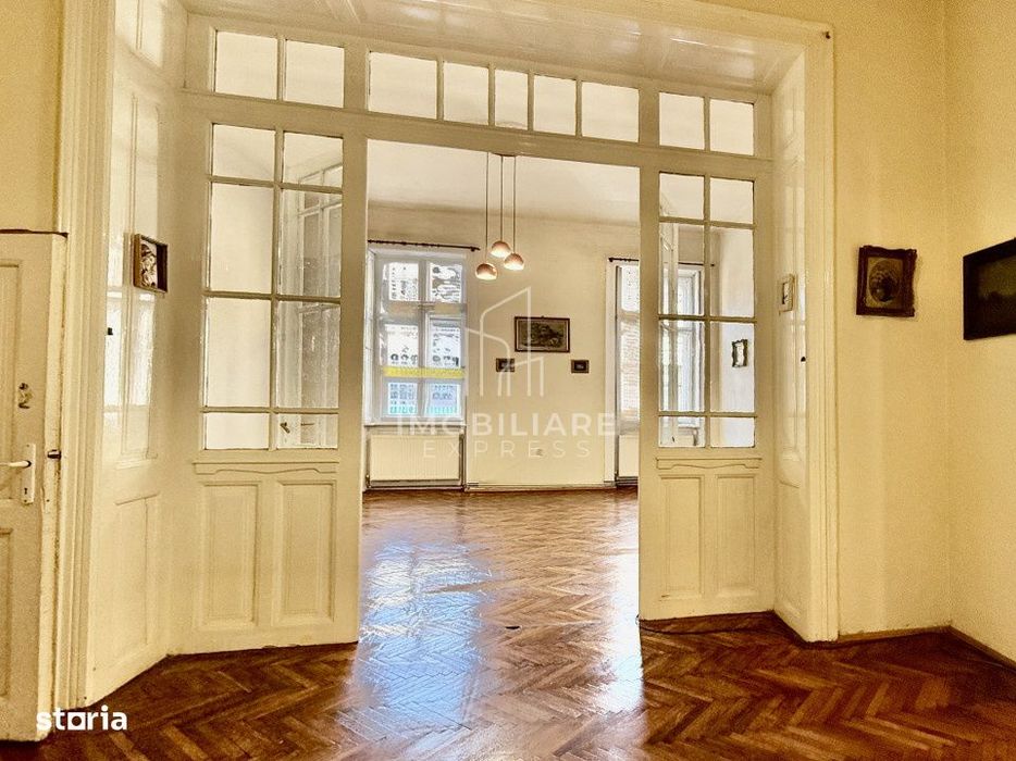 Apartament interbelic | Pozitie centrala