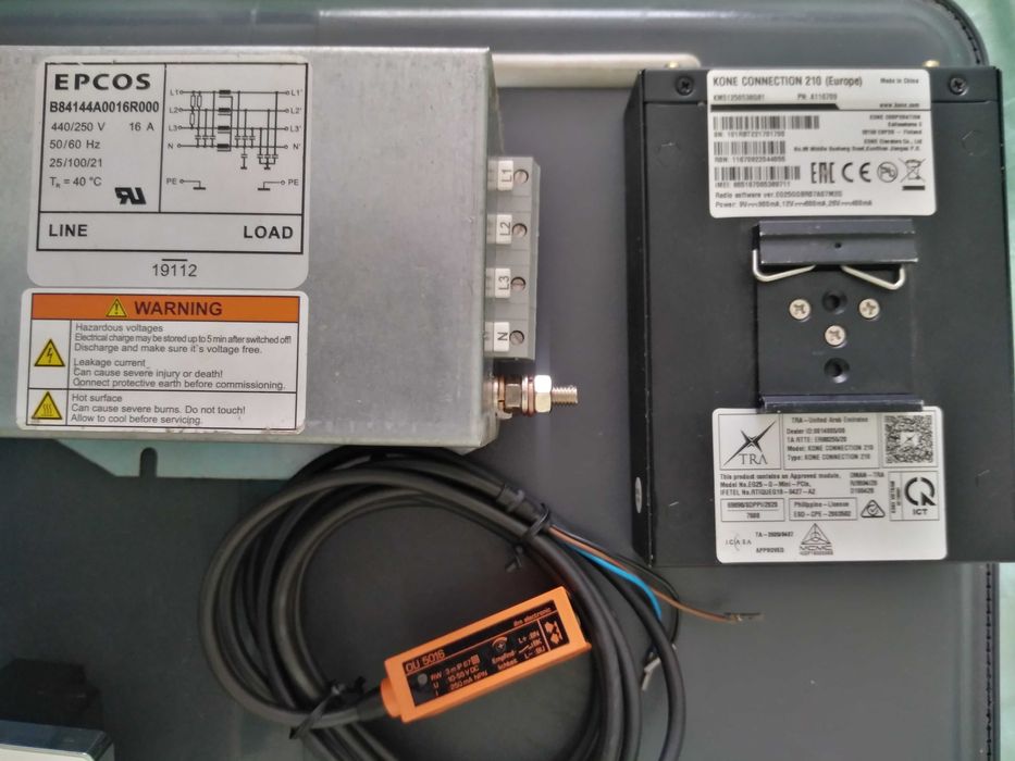 Aparataje electrice - protectii, contactori, sigurante, surse etc majoritatea noi