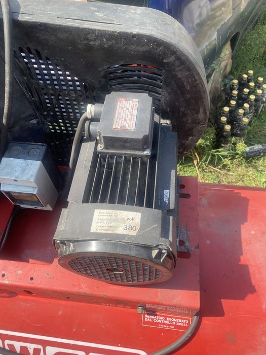 Компресор ingersoll rand