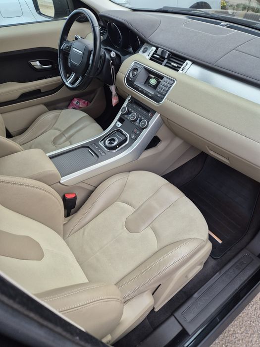 Vand Range Rover Evoque cu km puțini