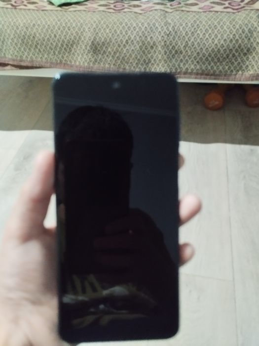 Продам смартфон Redmi note 9s