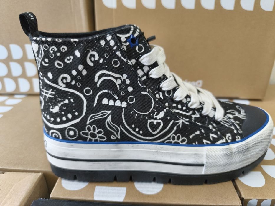 Desigual кецове 38 39