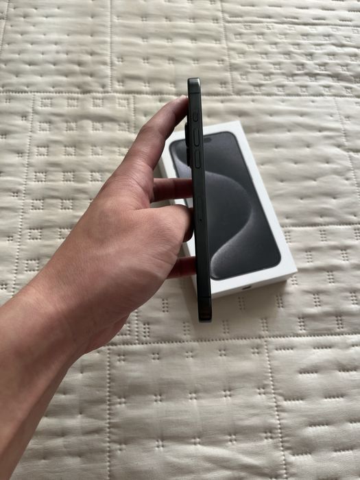 Iphone 15 pro продам