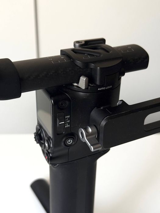 Стабилизатор DJI Ronin RS 4 Pro