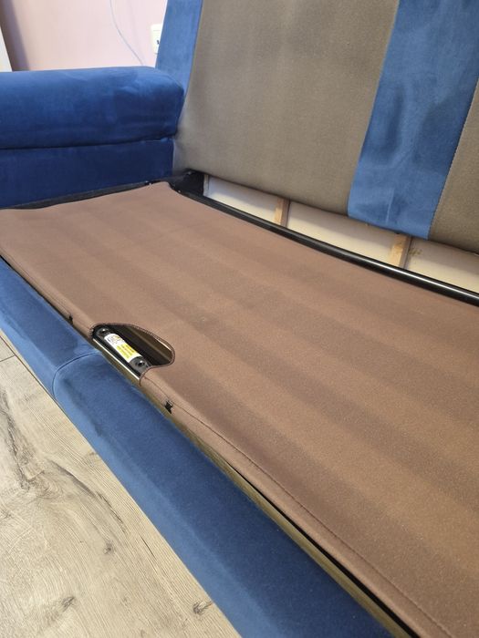 Диван раскладной, производство Польша.