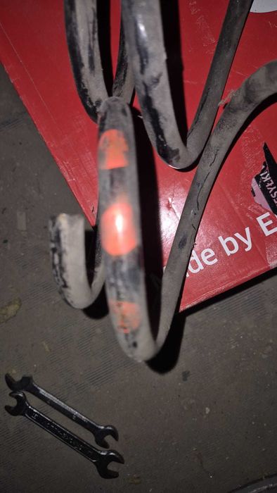 Vand arcuri si distantiere suspensie pentru (Clasa A - W176, Clasa B - W246/W242 și CLA - C117/X117)