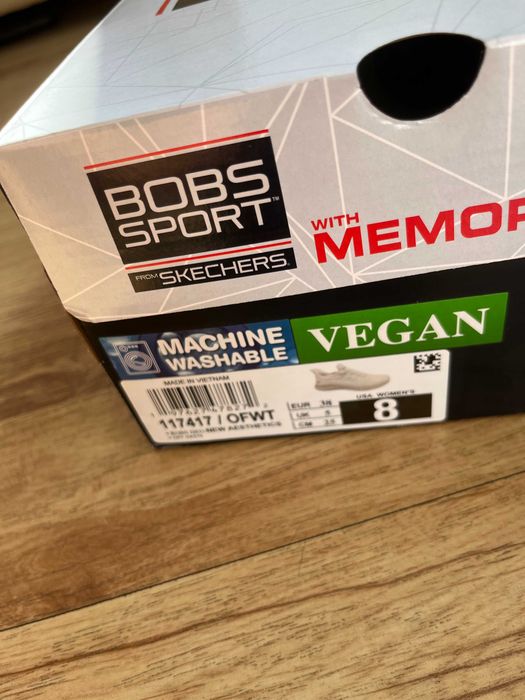 Skechers BOBS GEO Маратонки 38 номер