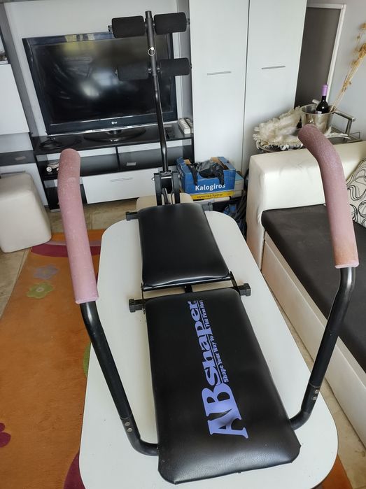 Фитнес уред за корем