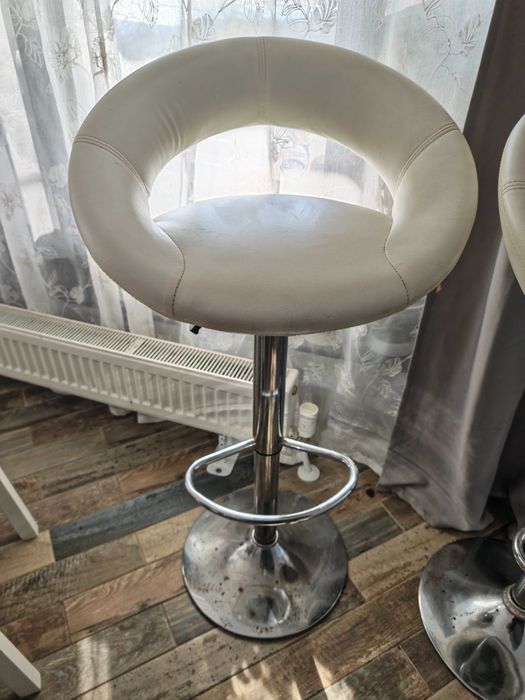 Бар столове втора употреба