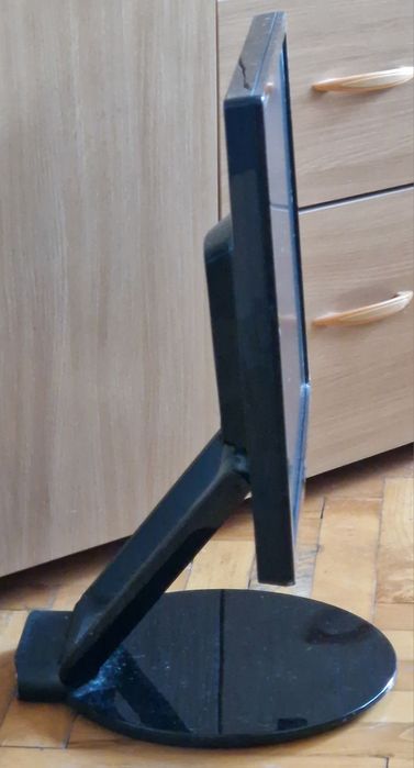 Промоция Монитор LG Flatron slim 19 инча