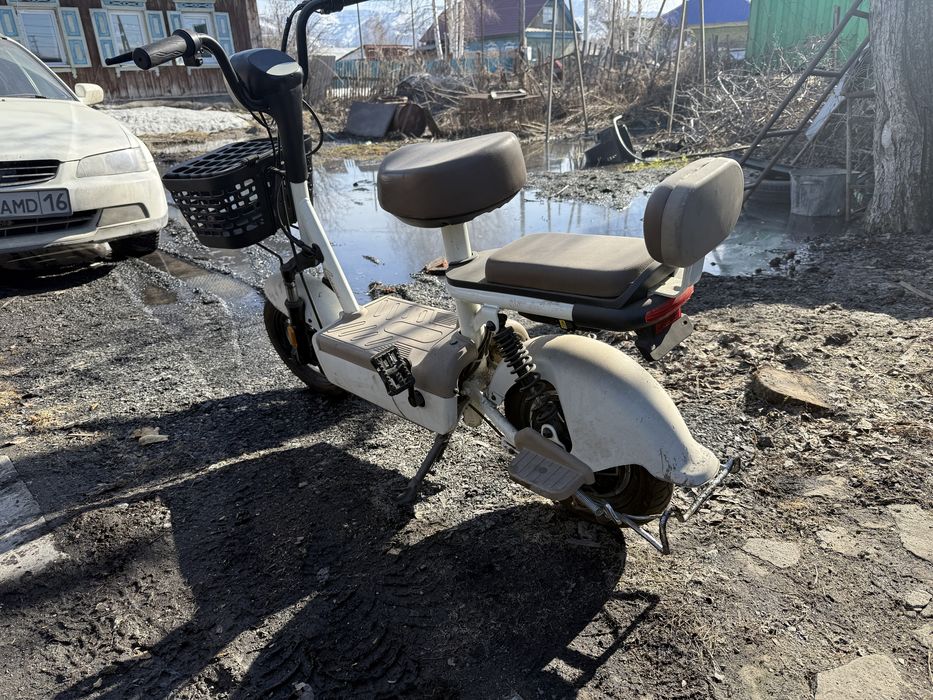 Продам электросамокат