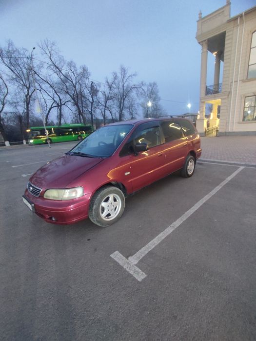 Хонда одессей 1поколение