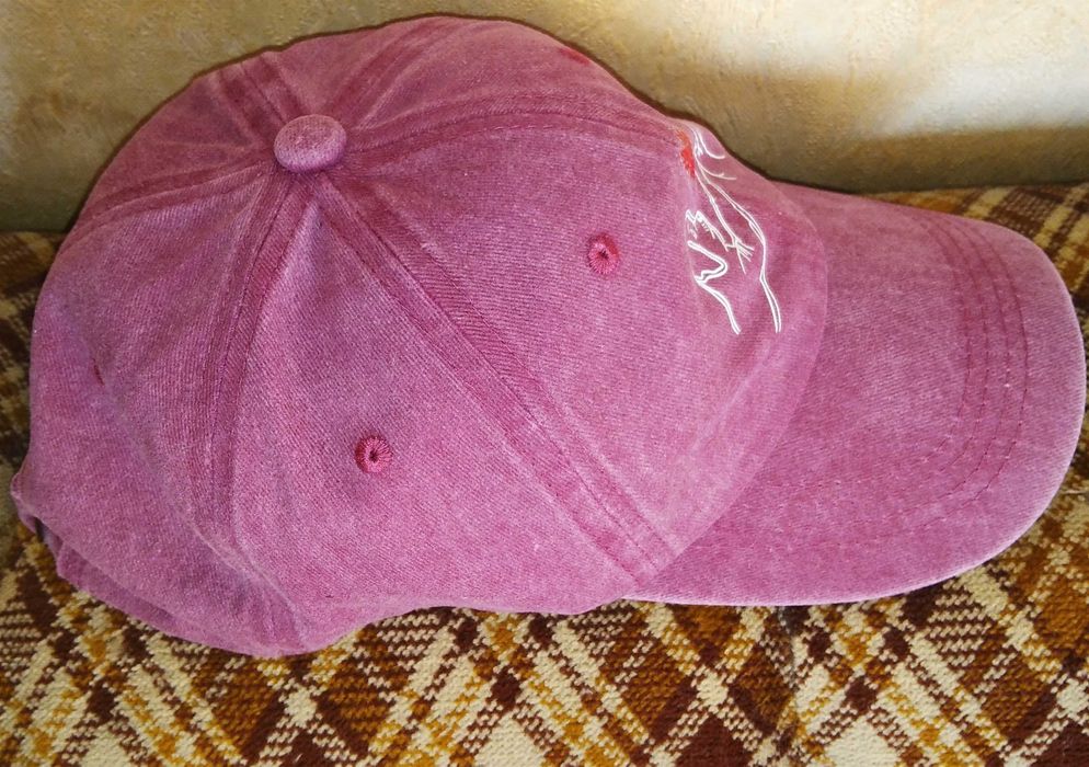 Лятна шапка с дизайн