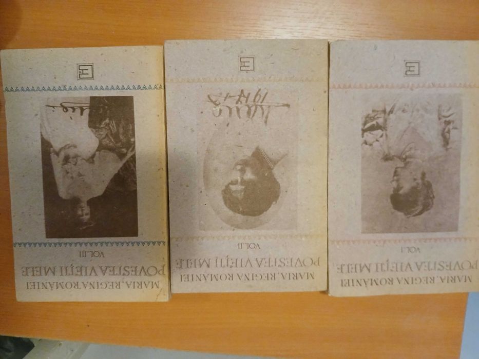 Vand carti Regina Maria-Povestea vietii mele, 3 volume, 75 lei