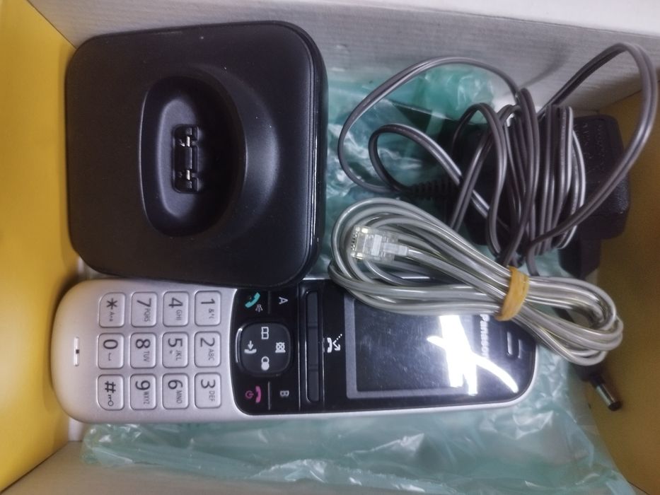 Стационарен телефон