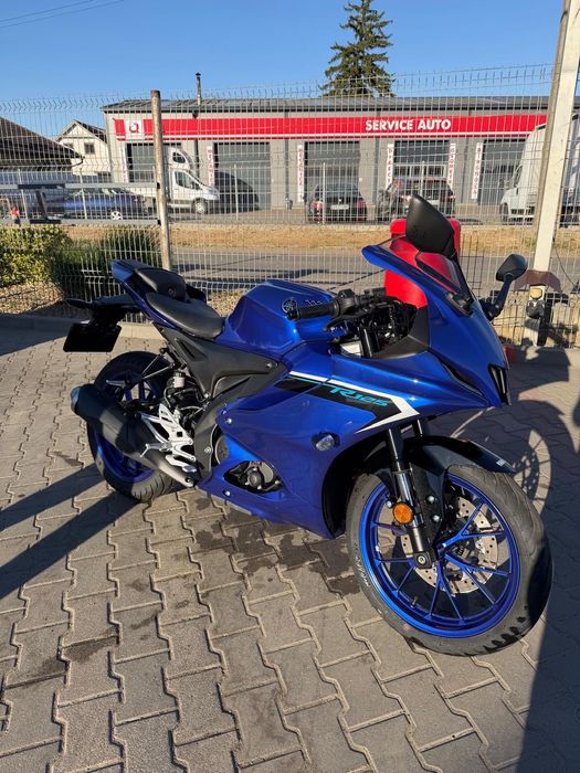 Motocicleta Yamaha r125