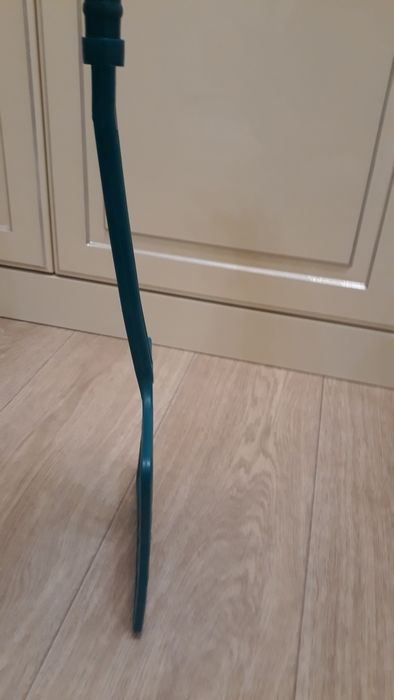 Продам выбивалку для ковров,новый.