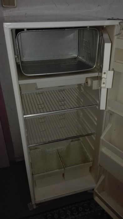 Хладилник "МРАЗ"