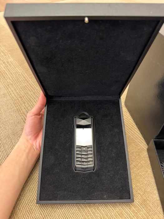 Vertu Ascent X..