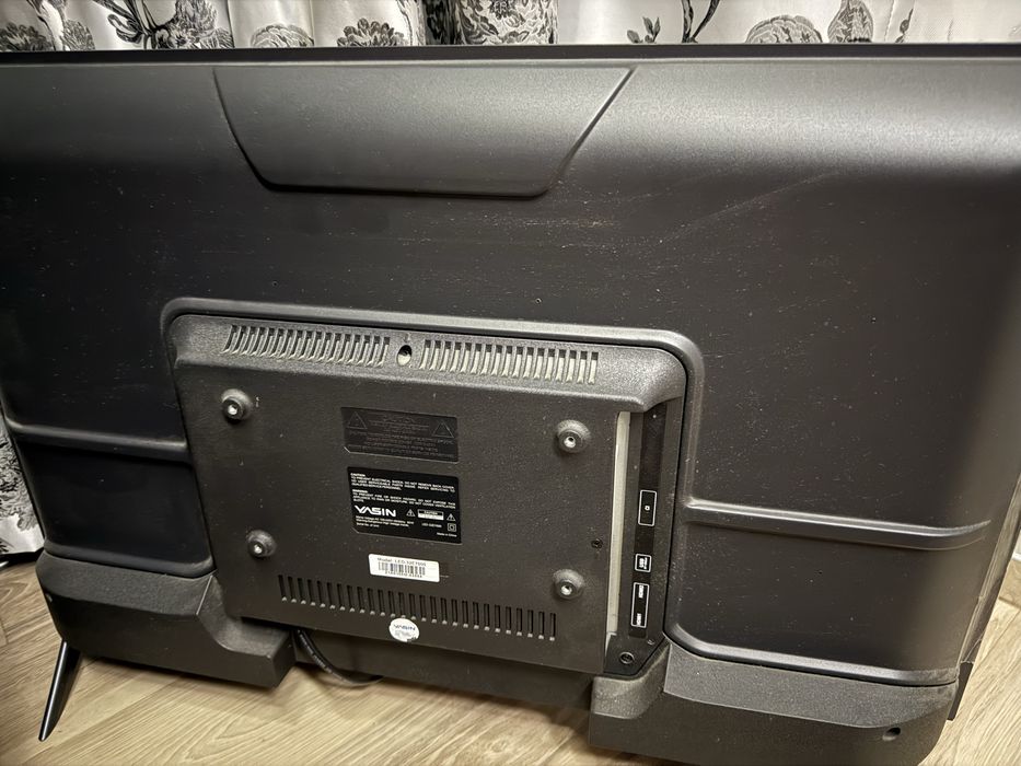 Телевизор б/у ,срочно