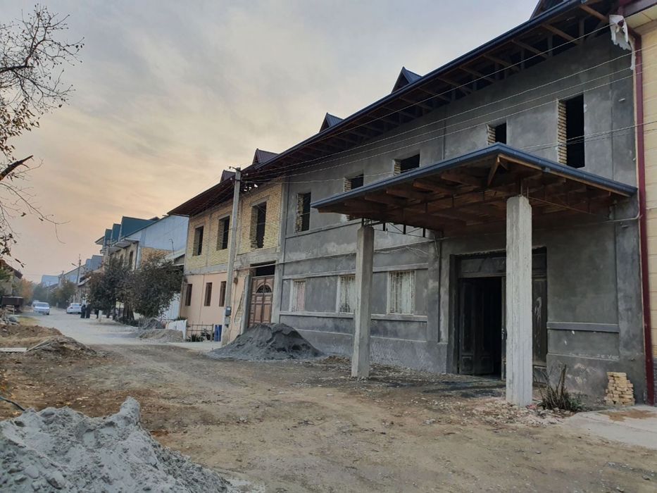 Продаётся просторный 2-этажный дом 540 м², 16 комнат
