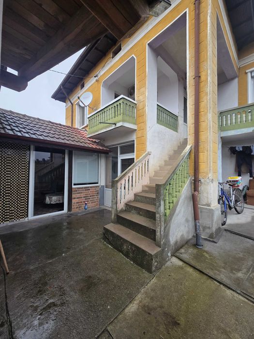 Продава се Къща в Долни Дъбник - 140 кв.м за 1286 €/кв.м - Снимка #2