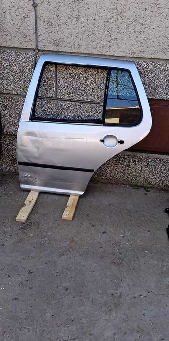 Две врати(задна лява) за Голф 4