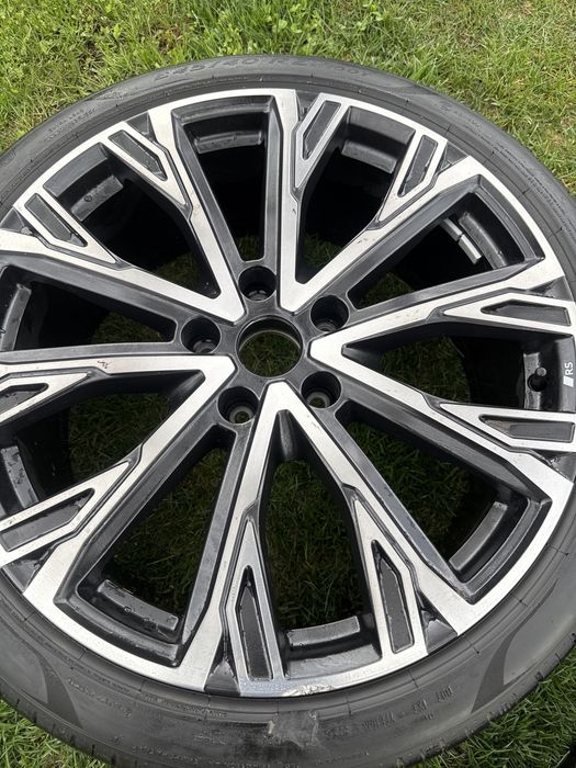 2 Jante 21'' originala Audi A6 S6 RS6 E-Tron 245 40 21 100y pirelli P zero