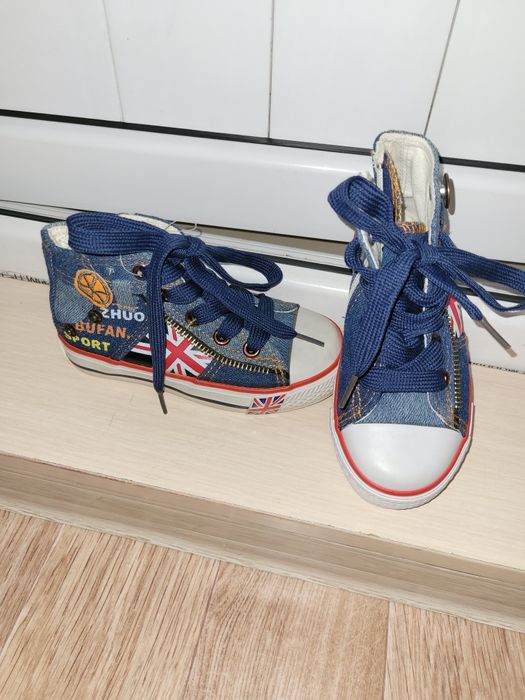 Ботинки и кеды для мальчика