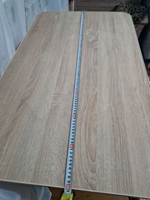 Продам столик под ТВ