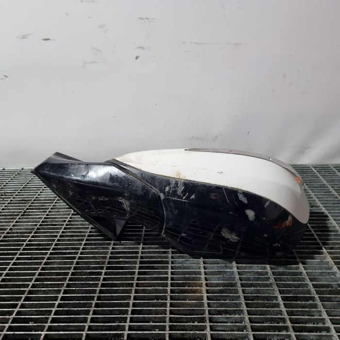 Oglinda stanga Hyundai Santa Fe 3 2012 - 2016 4 Usi Creamy White NCW (1351) Fără ...