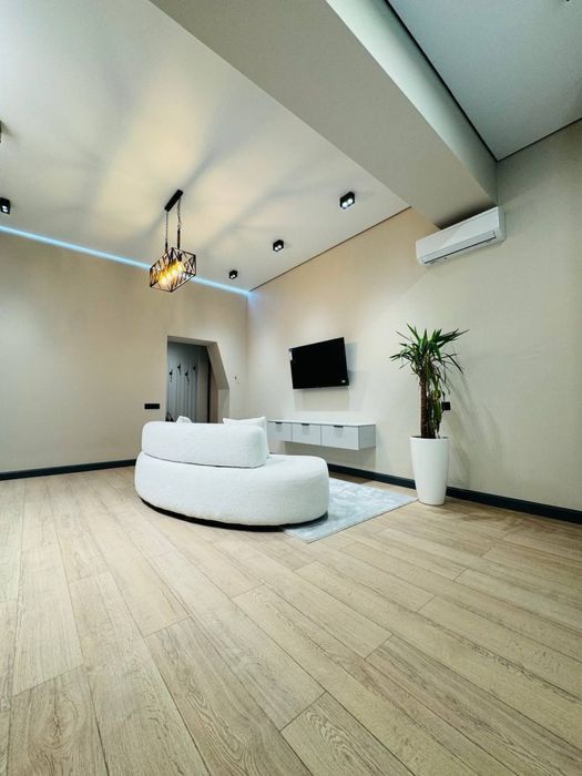 Жк Infinity-Сдается новая 3-х комнатная в престижном комплексе!