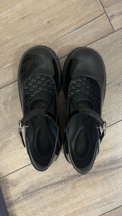 Туфли лакированные на платформе