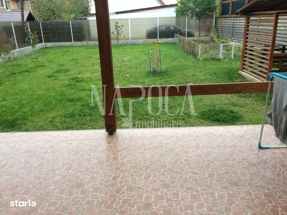 Casa 5 camere de vanzare in Floresti