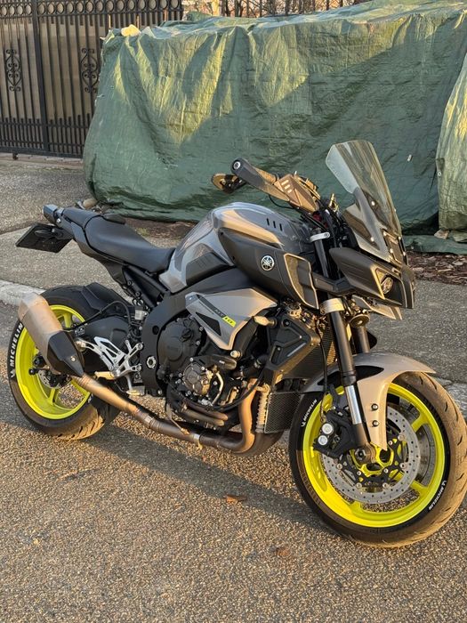 Yamaha MT10 Touring Edition
