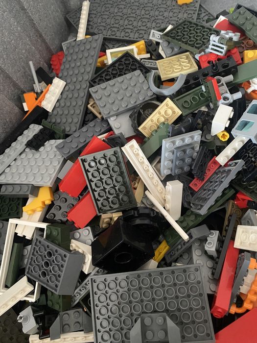 Конструкторы Лего россыпью !