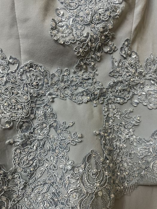 Продам очень красивое платье