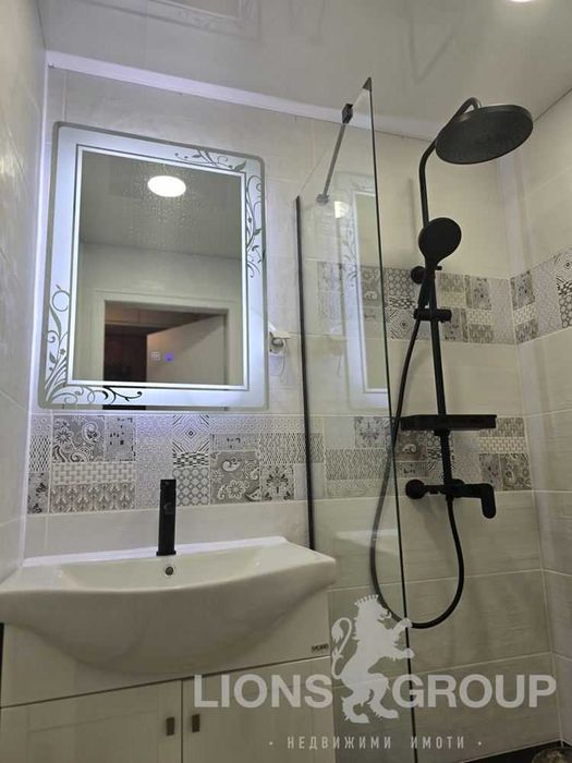 Дава се под наем Тристаен апартамент в с. Чайка, Област Варна - 70 кв.м за 750 € - Снимка #3