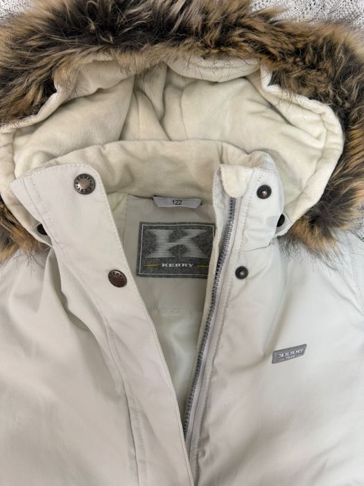 Зимний пуховик ребенку (девочка).