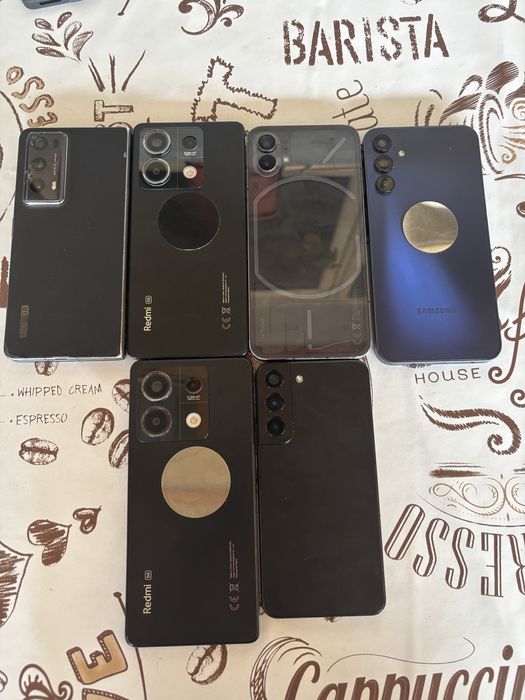 Vand telefoane functionale