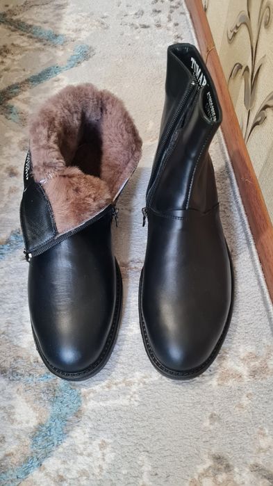 Продам зимние сапоги