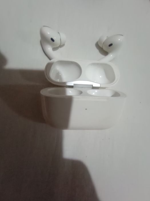 AirPods pro,левый рабочий