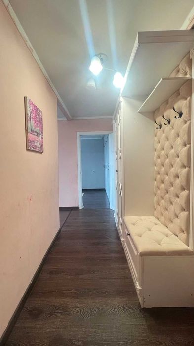2 ком.кв. 49 кв.м  Республики 37