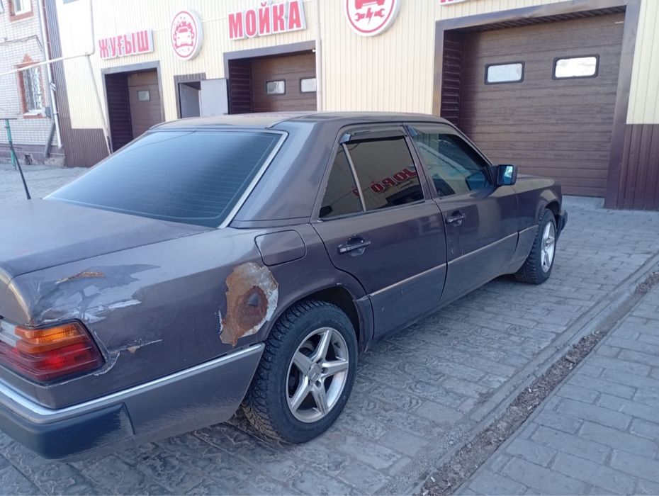 Мерс 124 2.6, продам
