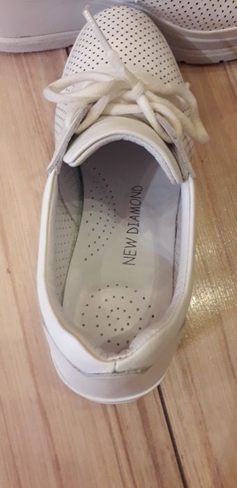 Нови дамски сникърси на платформа