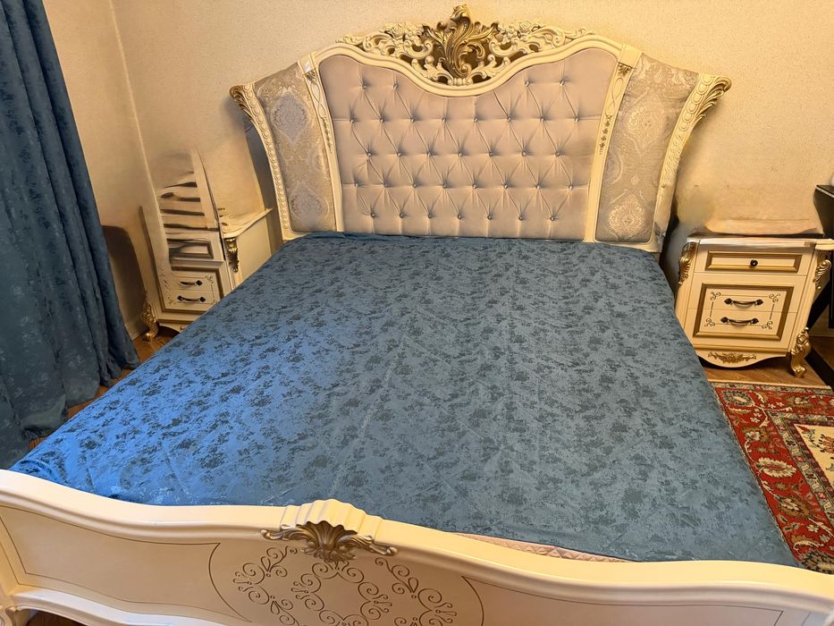 Спальный гарнитур,срочно продается
