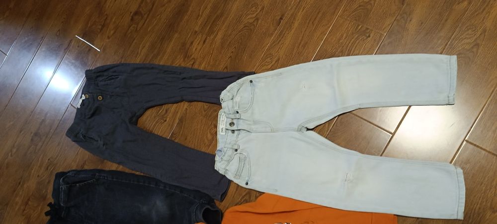Lot haine băieți 104 Zara/alte mărci