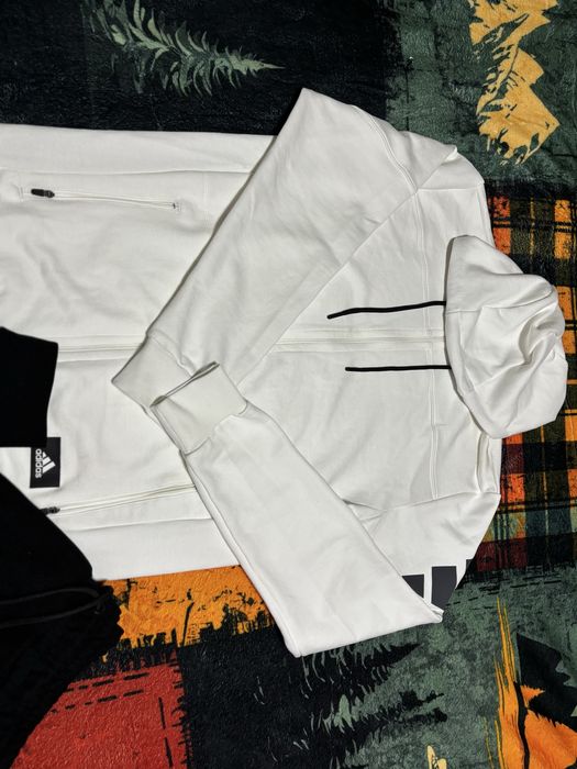 Adidas мъжки спортен комплект горно и долно анцуг екип